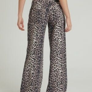 PacSun Casey Low Rise Baggy Leopard Jeans Size XS